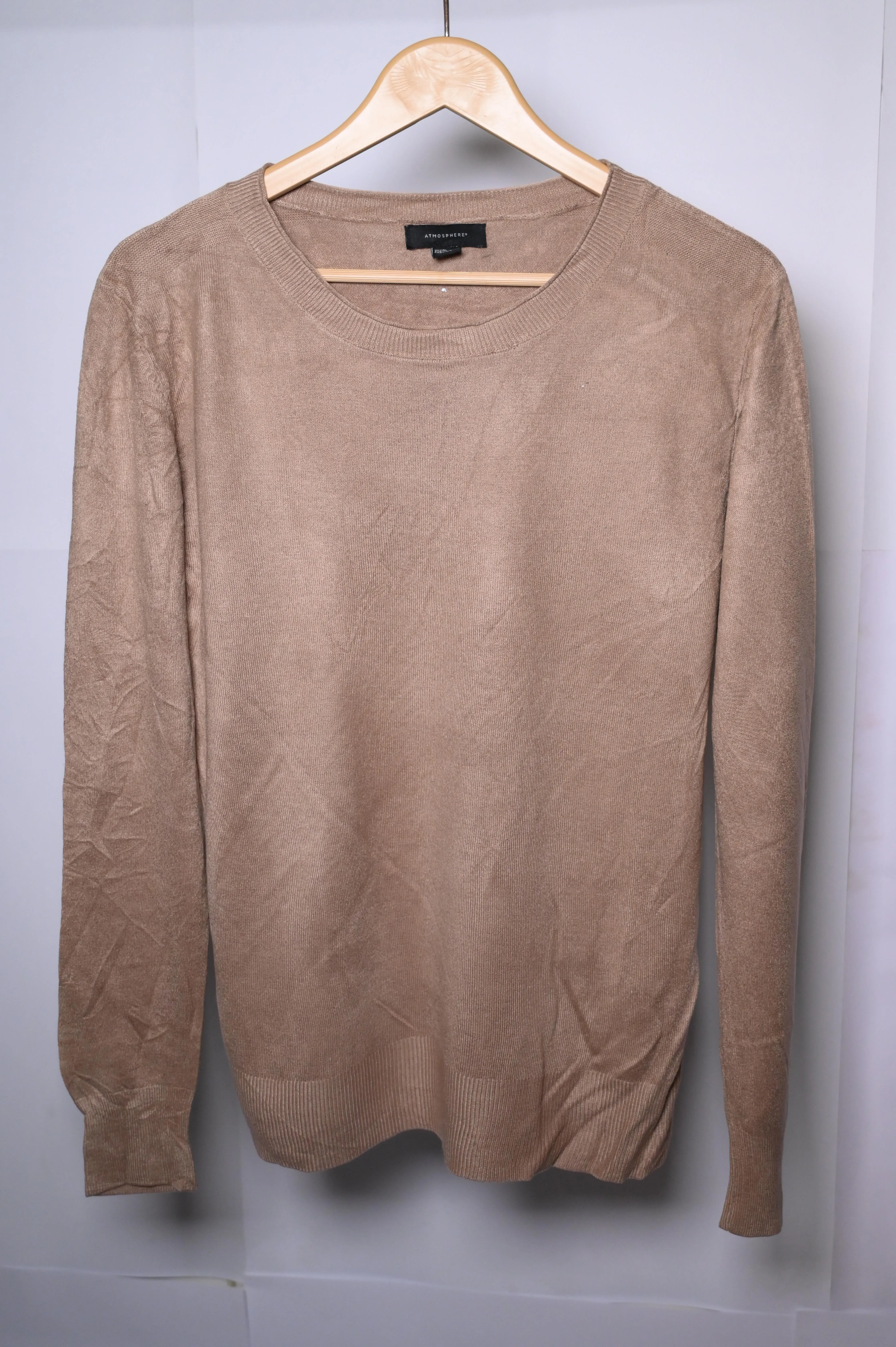 Atmosphere Camel Sweatshirt (Medium)