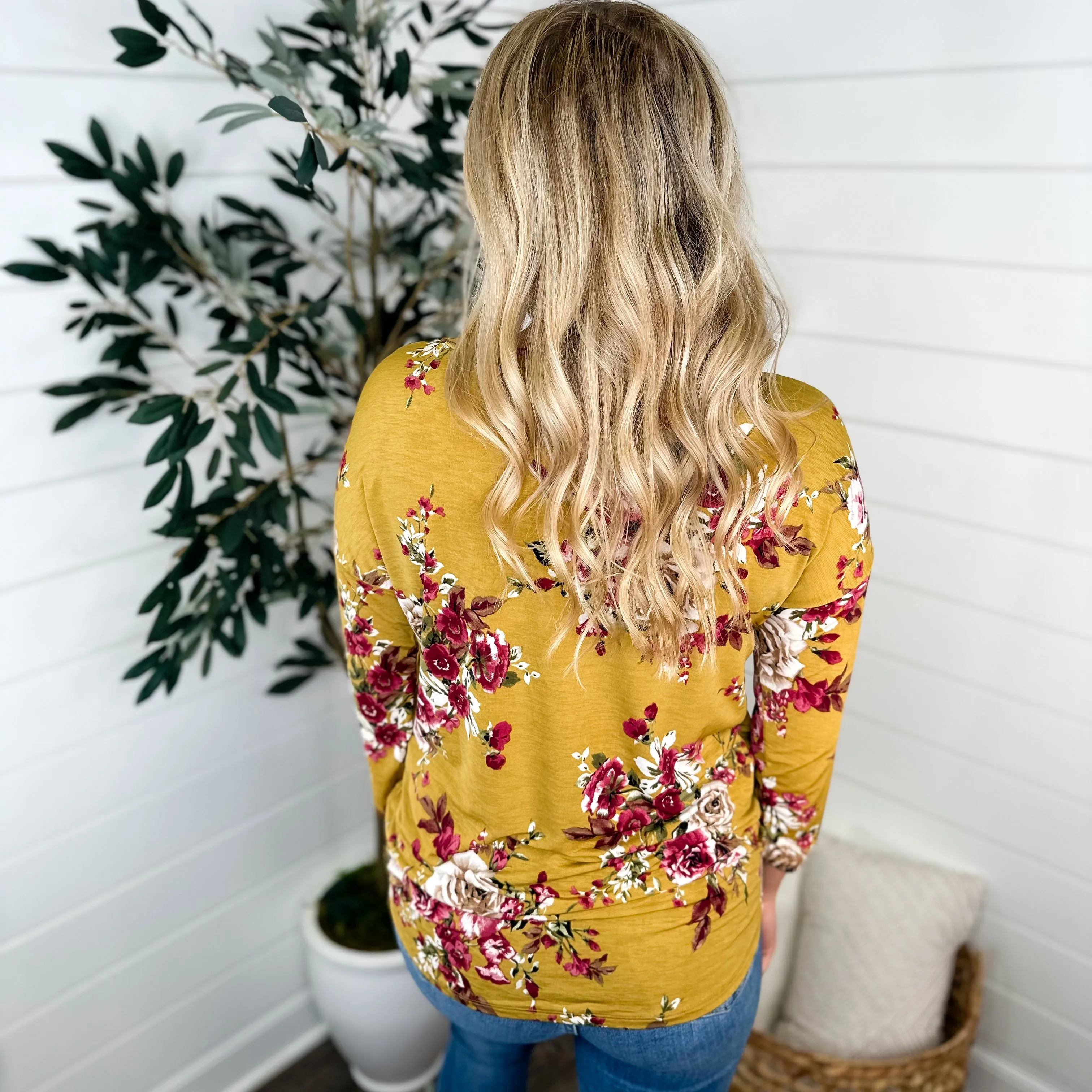 Dear Scarlett Don't Skip it Wrinkle-Free 3/4 Sleeve Mustard Top