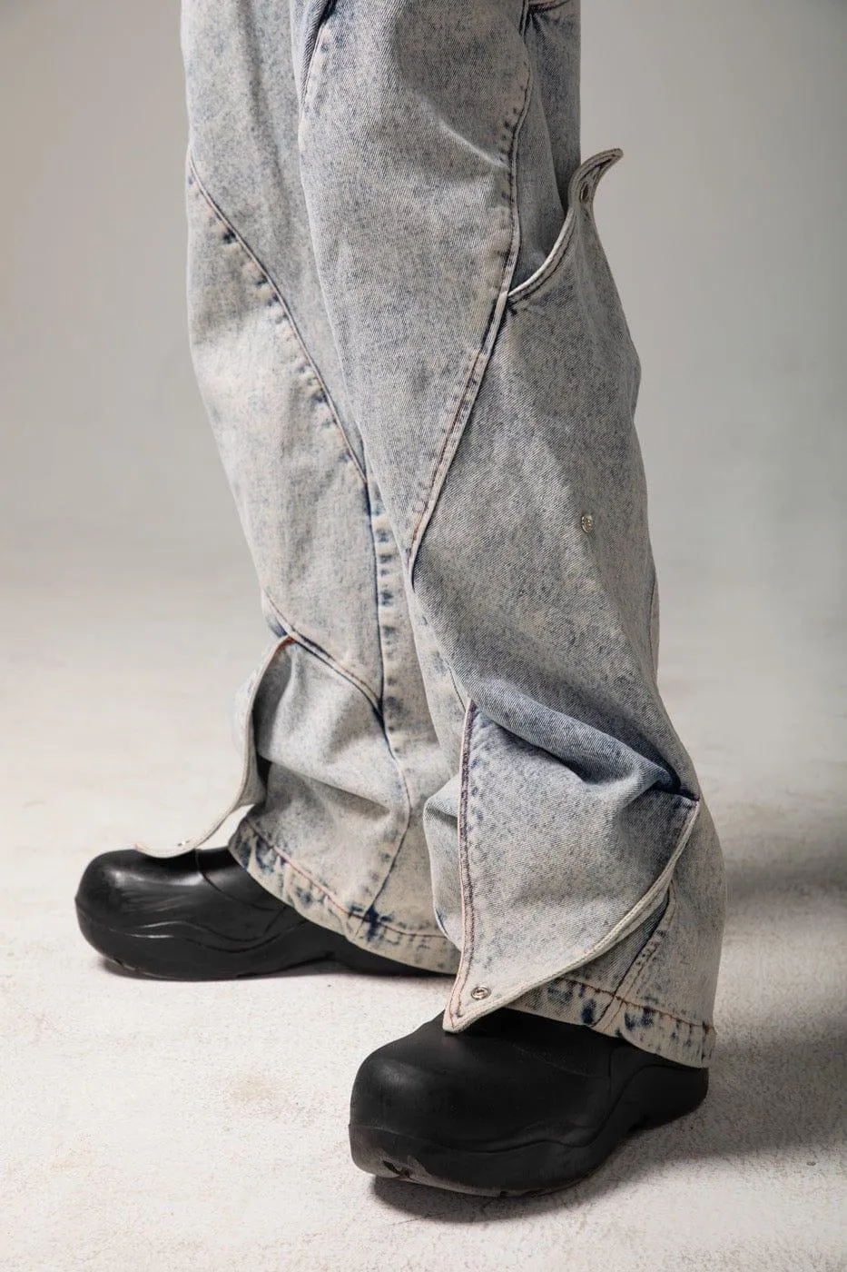 DND4DES Deconstructed Rose Petals Washed Jeans