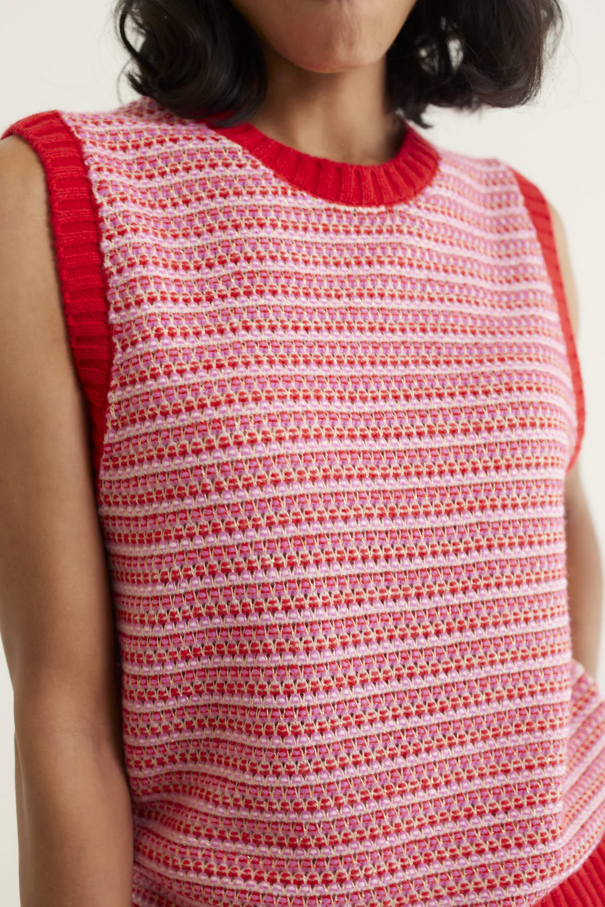 Houston Merino Cashmere Vest In Red