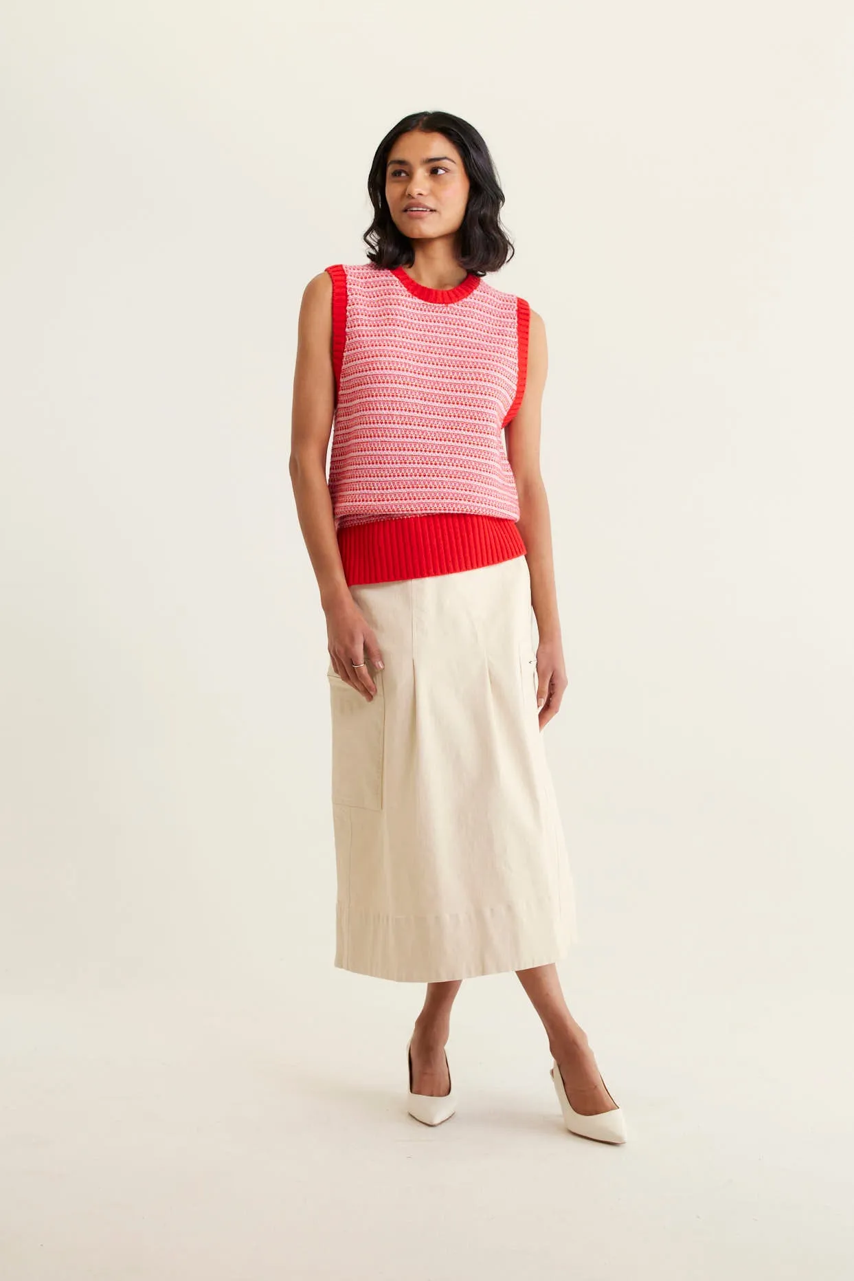 Houston Merino Cashmere Vest In Red