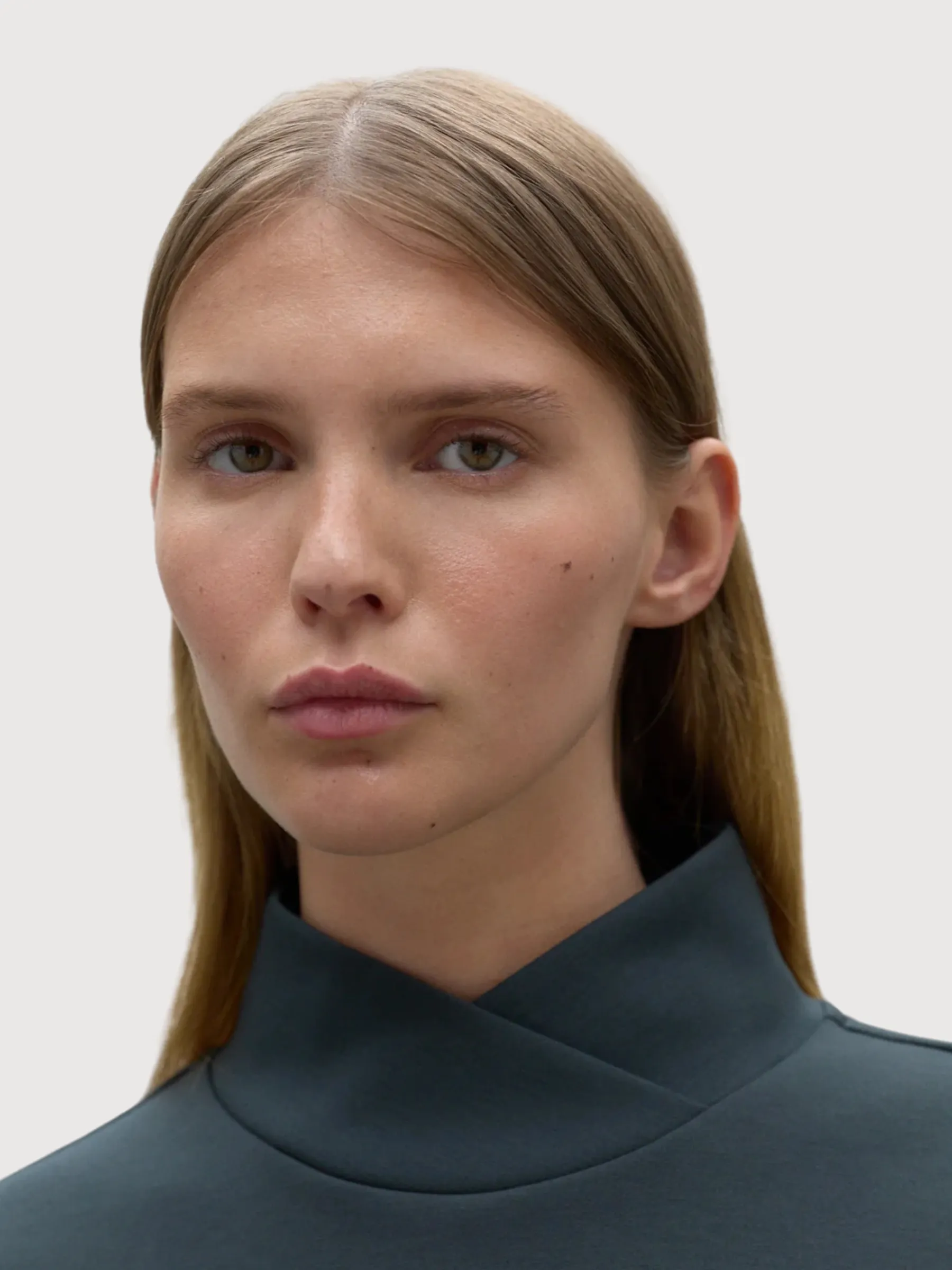 Maia Green Woman Sweatshirt | Ecoalf