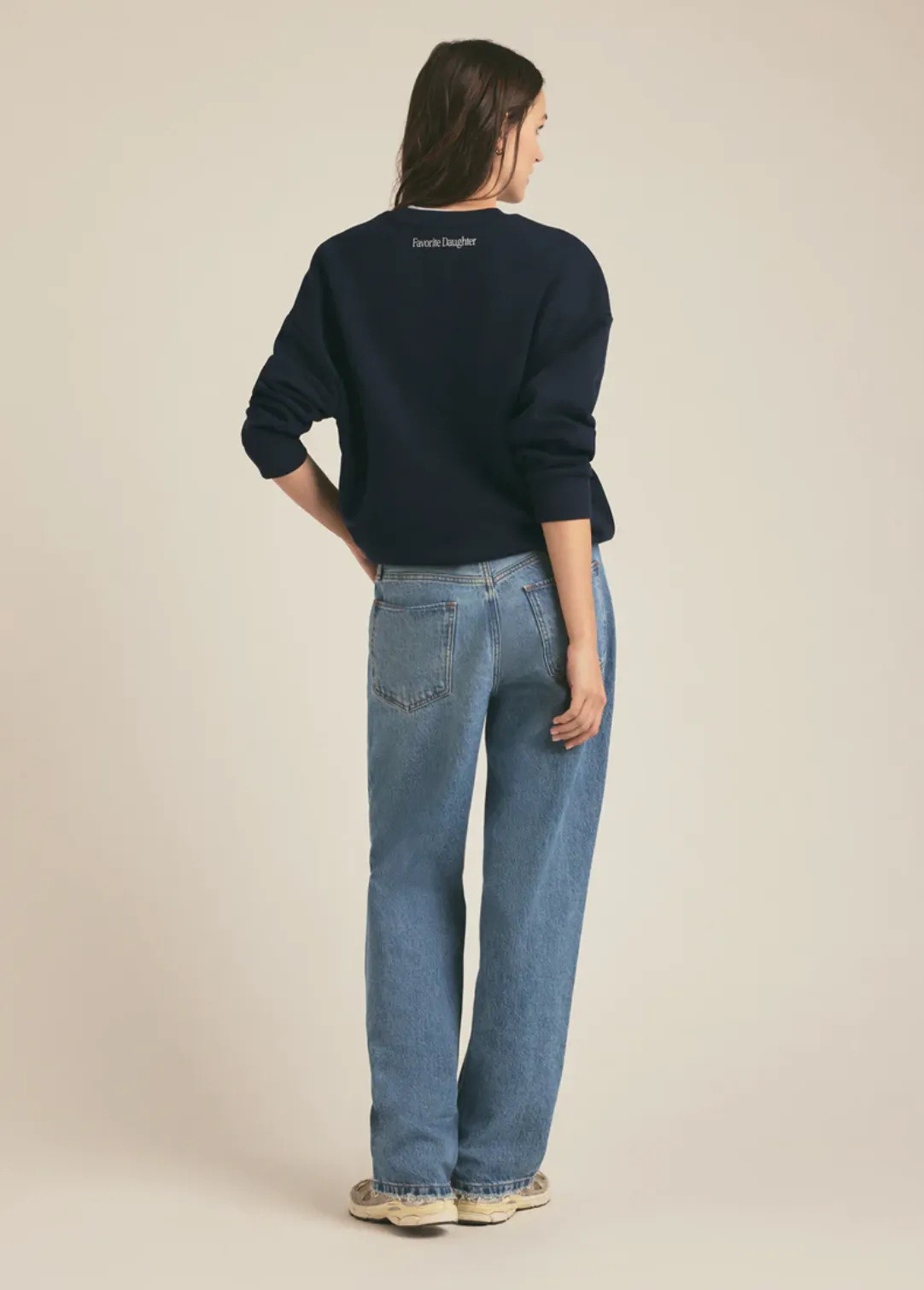 Sports Mom Sweatshirt in Navy